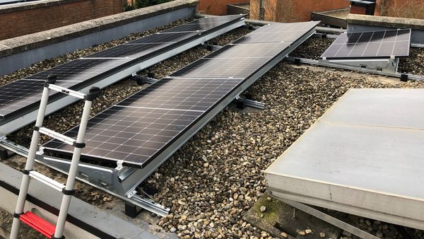 Efficiënte zonnepaneleninstallatie in Amersfoort
