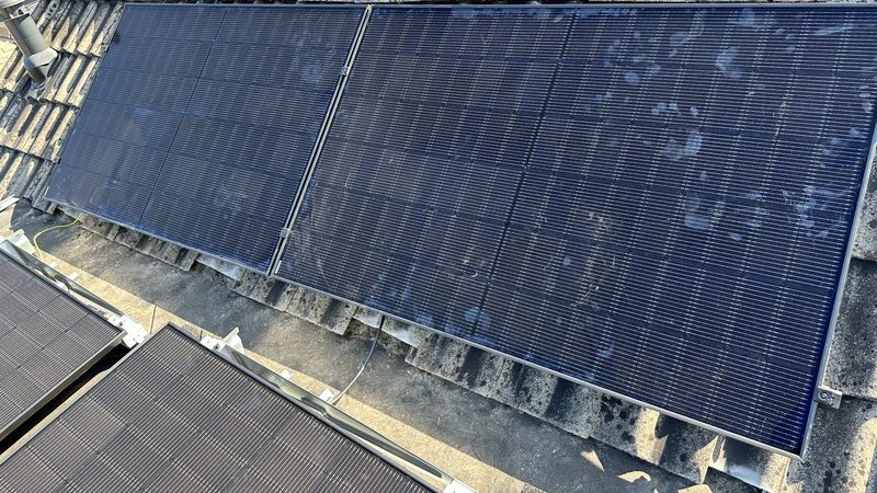14 Jinko zonnepanelen met Enphase omvormers in Apeldoorn
