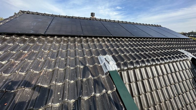 Zonnepaneleninstallatie met micro-omvormers in Apeldoorn