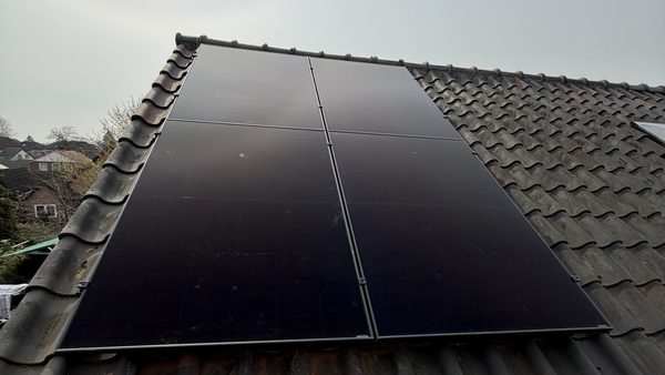 All-black zonnepanelen in Apeldoorn