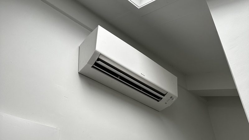 Efficiënte airco-installatie op overloop in Apeldoorn