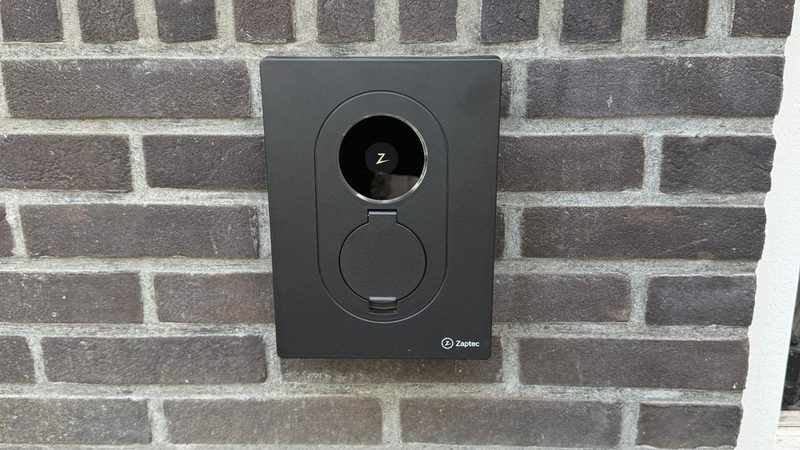 Wandlaadpaal met 3-fase aansluiting in Apeldoorn