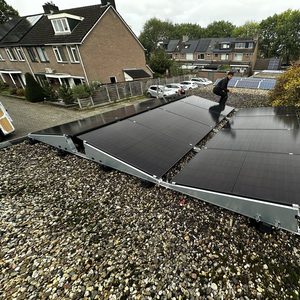 Energie-efficiëntie met 12 zonnepanelen in Apeldoorn - Afbeelding 2