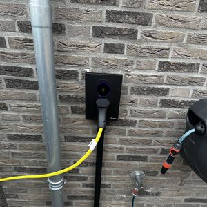 Efficiënte laadpaalinstallatie in Apeldoorn - Afbeelding 1