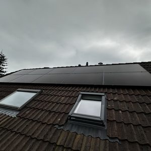 Uitgebreide zonnepaneleninstallatie in Lieren - Afbeelding 21