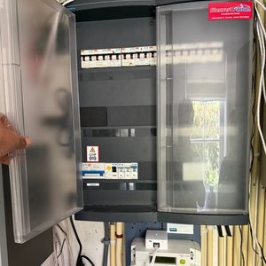 Wandlaadpaal met 3-fase aansluiting in Apeldoorn - Afbeelding 3