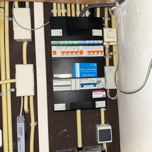 11kW Peblar laadpaal met loadbalancing in Apeldoorn - Afbeelding 2