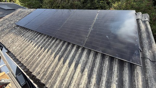 Zonnepanelen met strak design in Apeldoorn